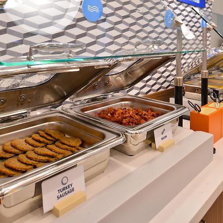 Holiday Inn Express Fairfield By Ihg Εξωτερικό φωτογραφία