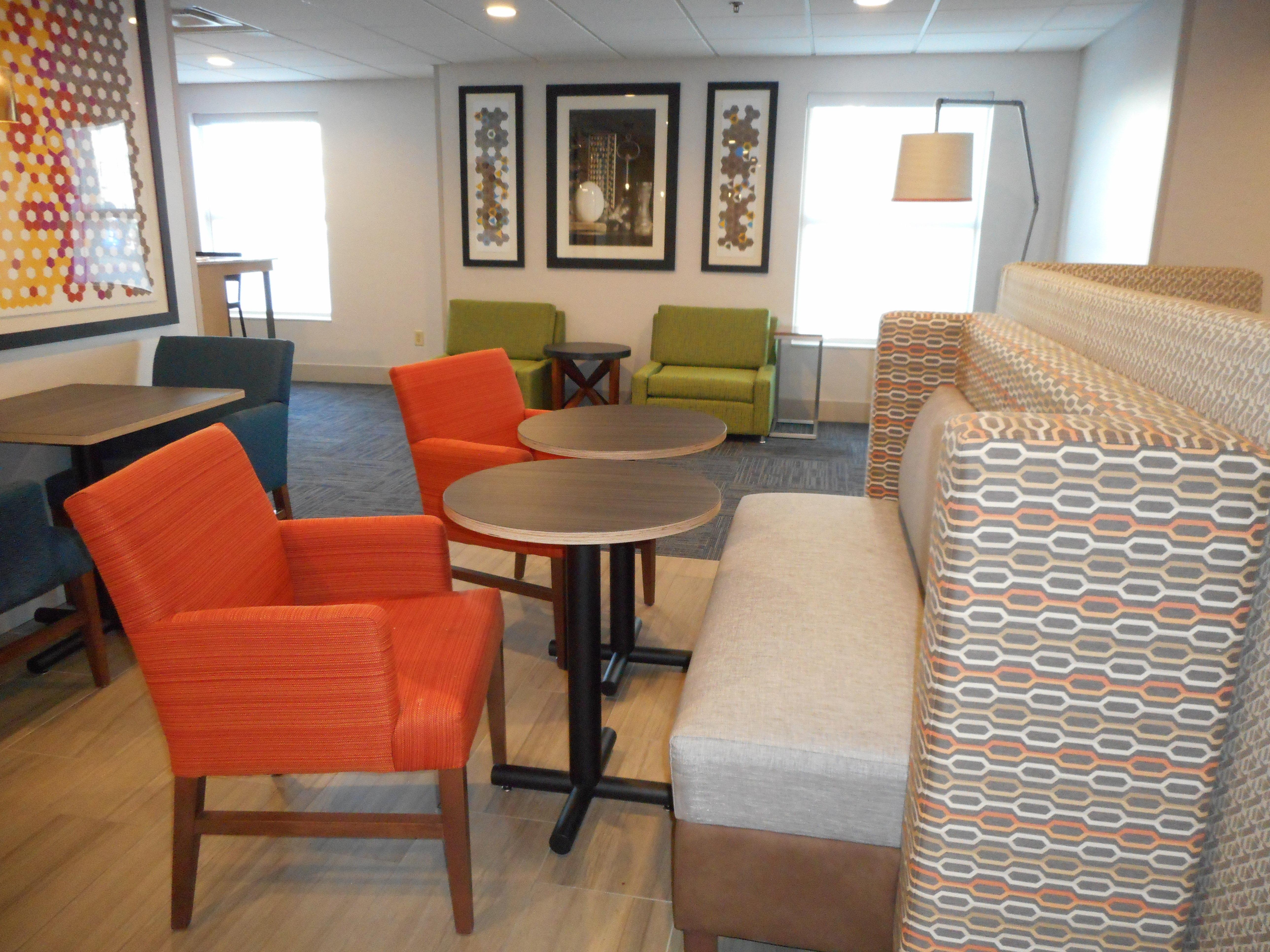 Holiday Inn Express Fairfield By Ihg Εξωτερικό φωτογραφία