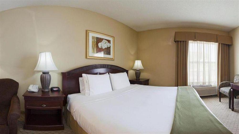 Holiday Inn Express Fairfield By Ihg Εξωτερικό φωτογραφία