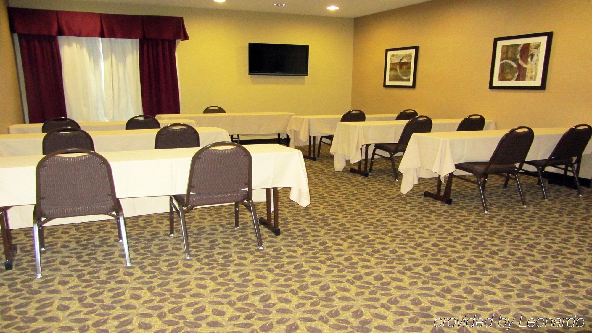 Holiday Inn Express Fairfield By Ihg Εξωτερικό φωτογραφία