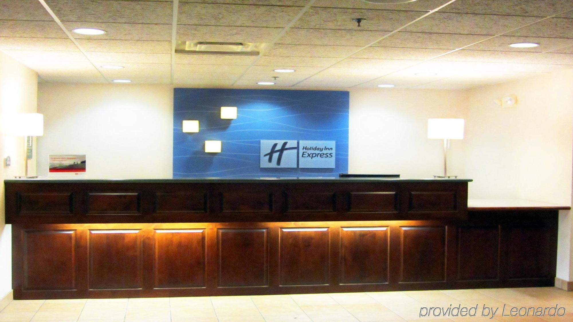 Holiday Inn Express Fairfield By Ihg Εξωτερικό φωτογραφία