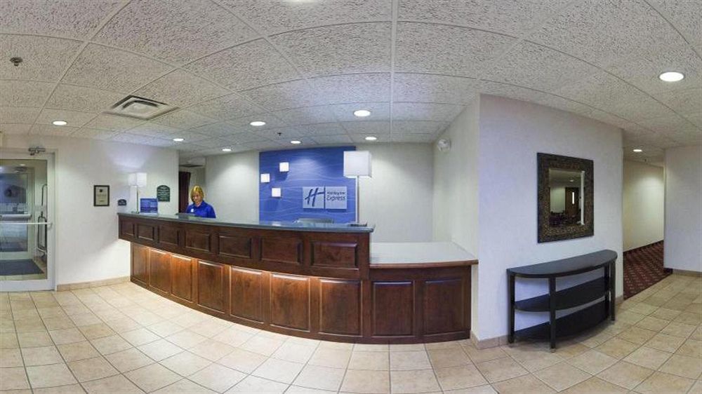 Holiday Inn Express Fairfield By Ihg Εξωτερικό φωτογραφία